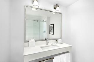 Hotel Four Points By Sheraton Vancouver Airport