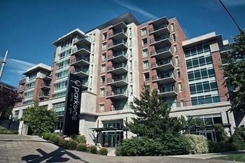 Aparthotel The Parkside Hotel & Spa