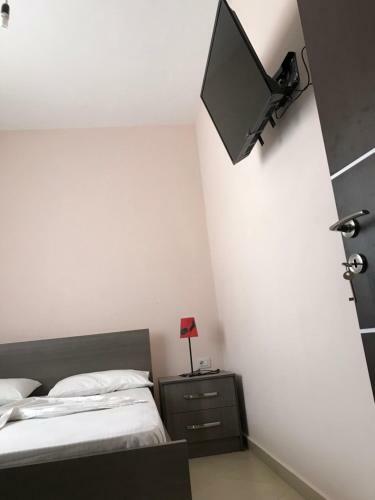 Hotel Erioni