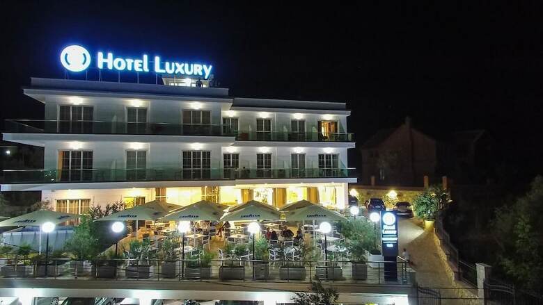 Hotel Luxury