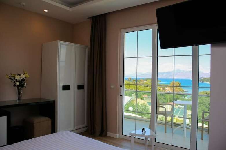 Hotel Luxury