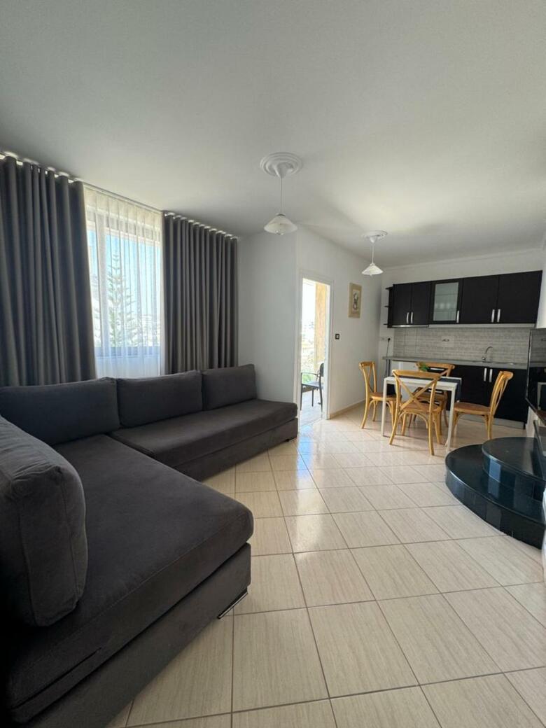 Hostal Villa White
