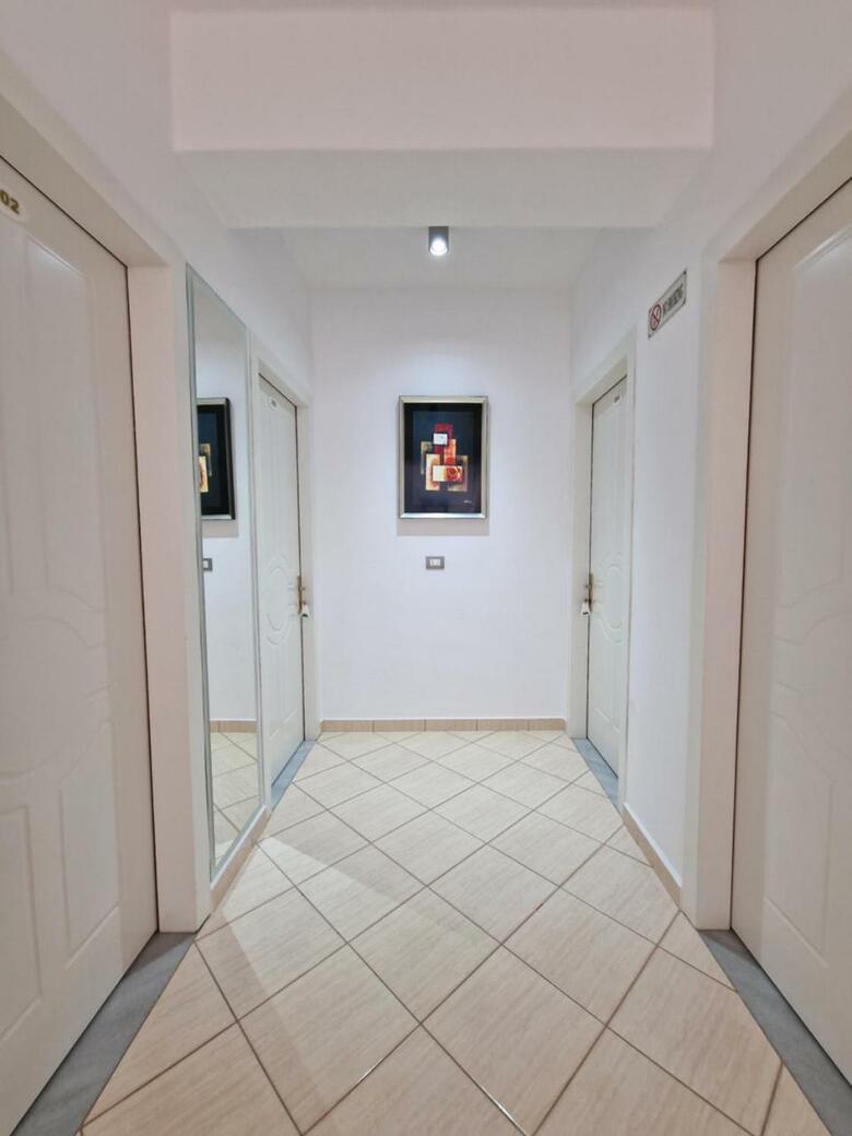 Hostal Villa White
