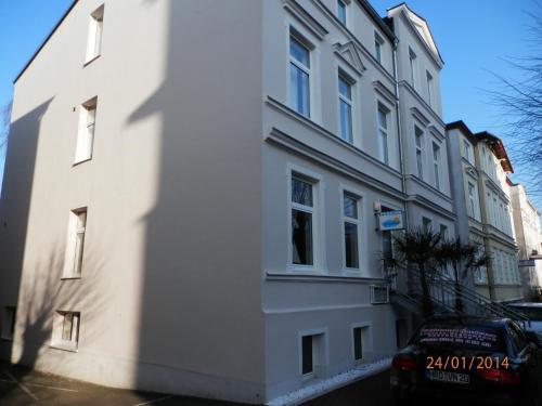 Hostal Ostseepension Warnem�nde