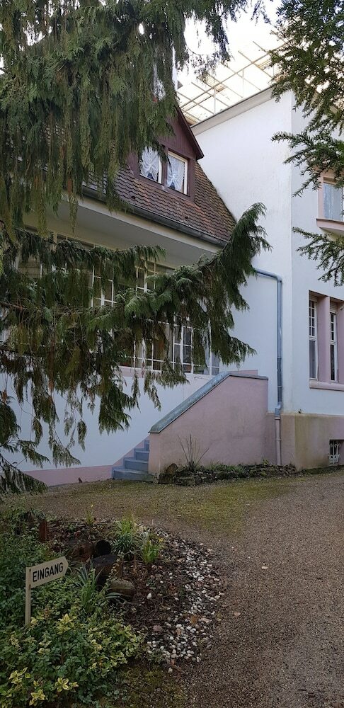 Hostal Kurvilla Am Park