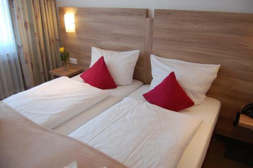 Hotel Sch�tzenburg