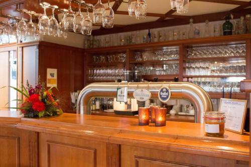 Hotel Sch�tzenburg