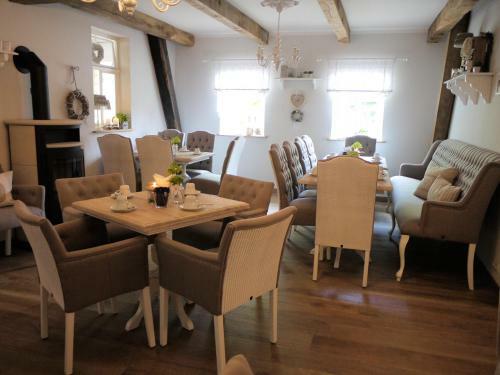 Hostal White Cottage Garden