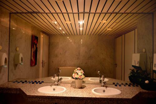 Alpha-hotel Garni