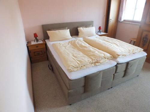 Hostal Pension Blauer Gamsbock