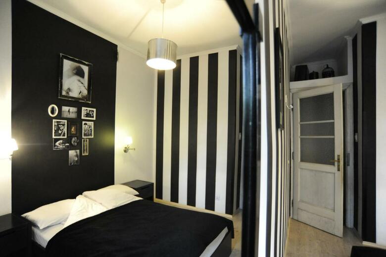 Hotel Hostel Deco