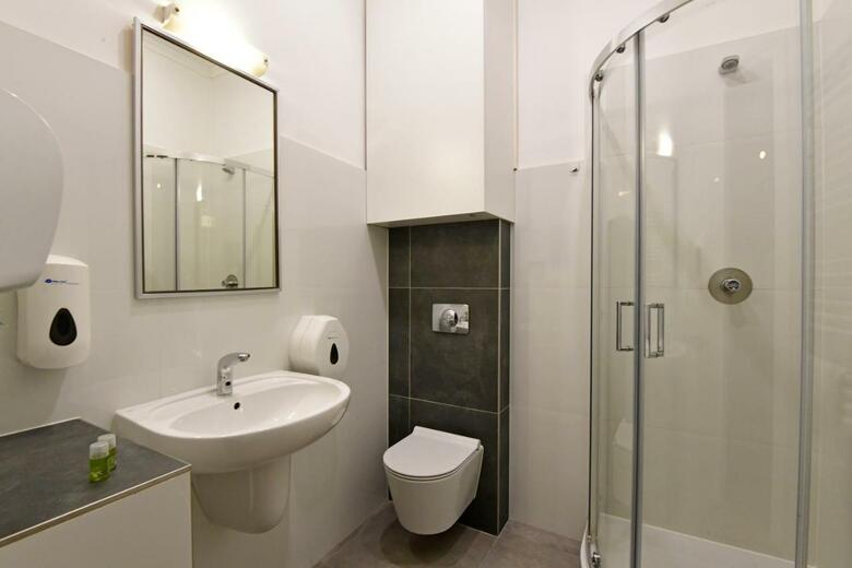 Hotel Hostel Deco