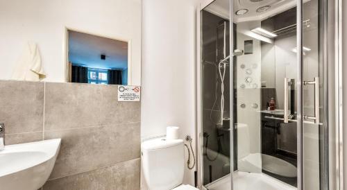 Flamingo Hostel