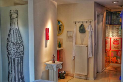 Hotel Road Stop Neandertal