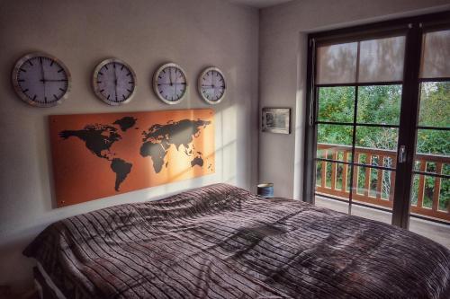 Hotel Road Stop Neandertal