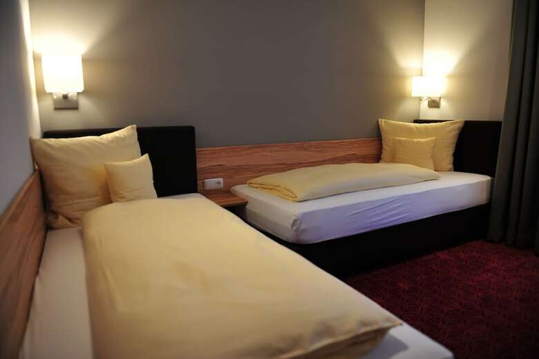 Hotel/restaurant Zum Wiesengrund