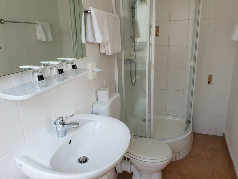 S�dhotel
