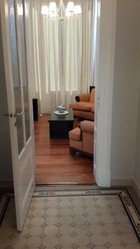 S&t Apartments