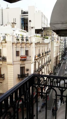 S&t Apartments