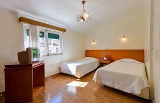 Residencia Pensao Modelo