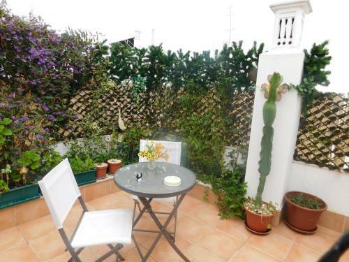 Residencia Dinas Guesthouse