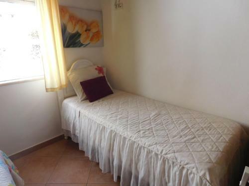 Residencia Dinas Guesthouse
