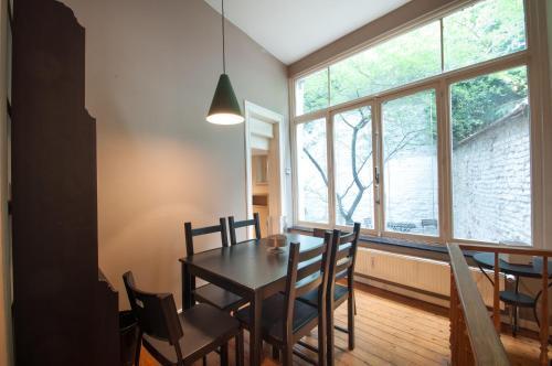 Apartamento Be And Be Sablon 11