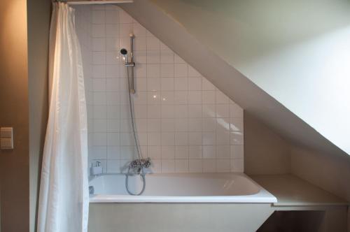 Apartamento Be And Be Sablon 11