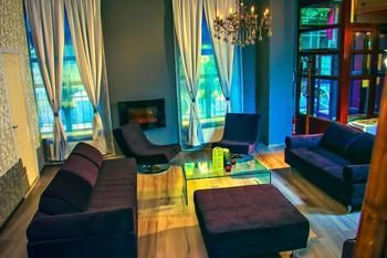 Trianon Hotel