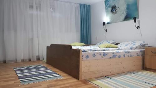 Rolling Stone Hostel