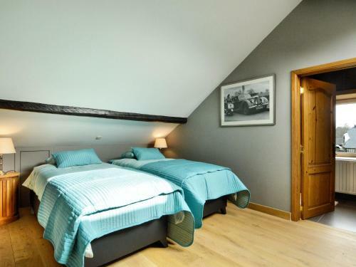Luxurious Holiday Home In Waimes With Jacuzzi