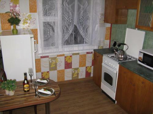 Apartment On Forty