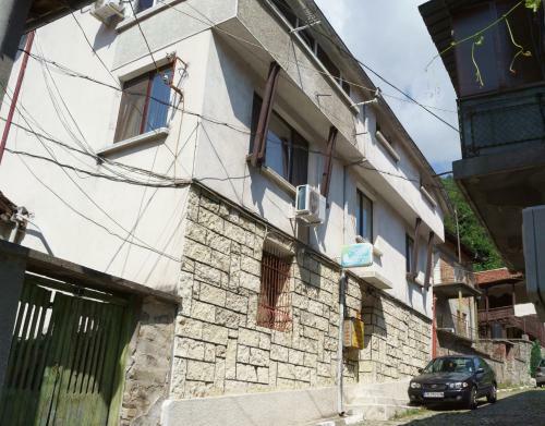Hostal Guest House Perla