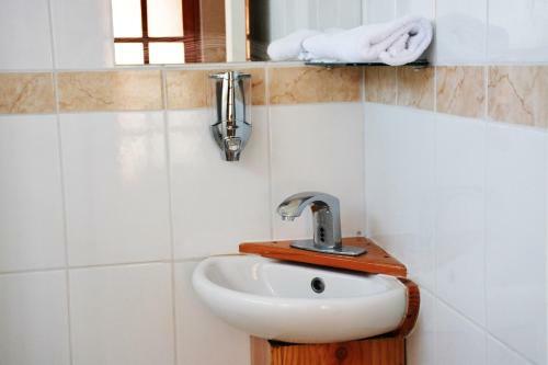 Hotel Hostal Valle Mistral