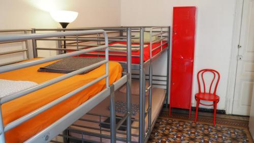 Albergue Backpackers House Bcn