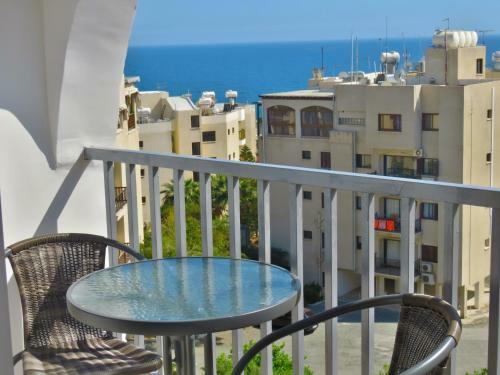 Polyxeni Hotel Apartments