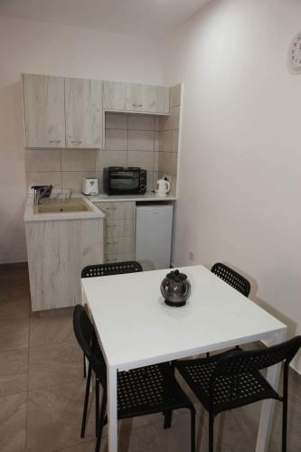 Polyxeni Hotel Apartments