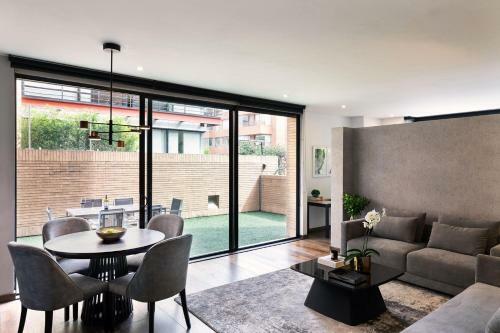 Apartamento Attik Luxury Apts