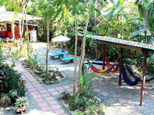 Hotel Tropical Sands Dominical Eco Inn
