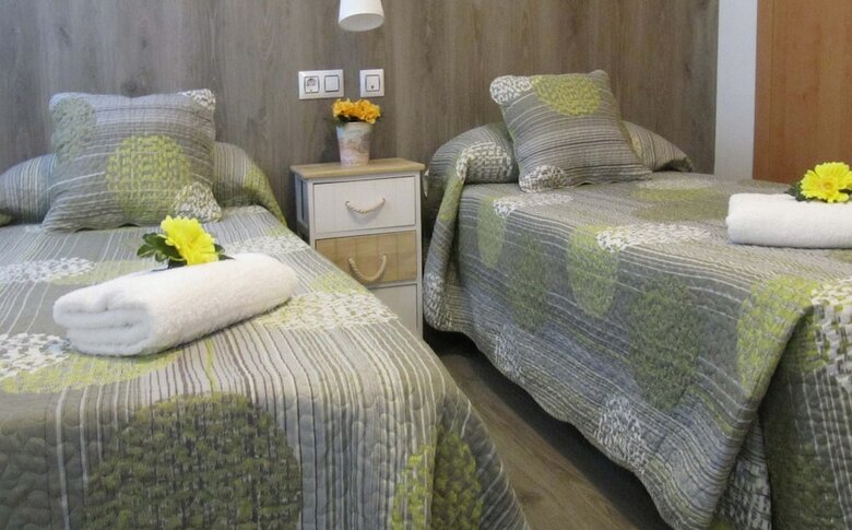 Hostal Maricel Hostel