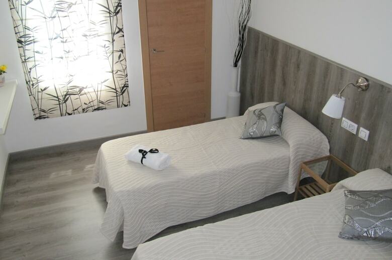 Hostal Maricel Hostel