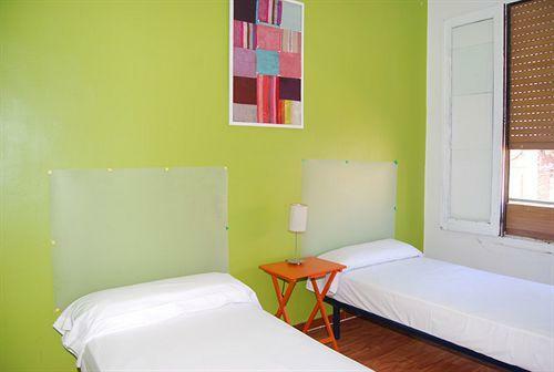Russafa Youth Hostel