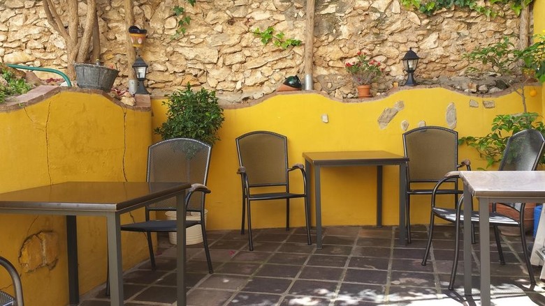 Apartamentos Hostal Lorca