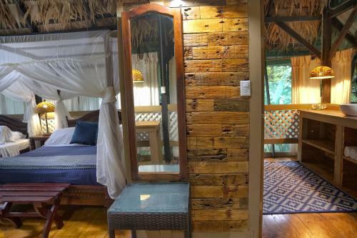 Almonds And Corals Lodge