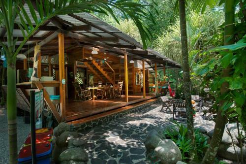 Hostal Congo Bongo Ecovillage Costa Rica