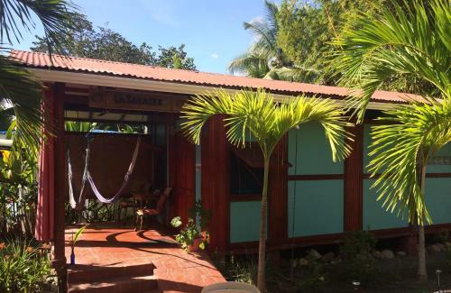 Hostal Cabinas Au Coeur Du Soleil