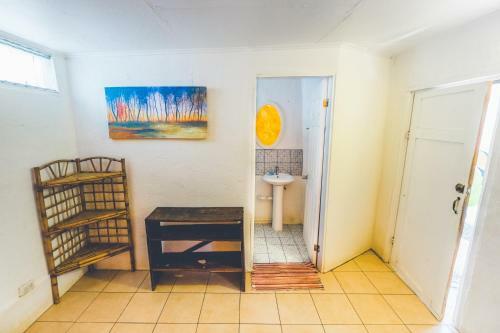 Pura Vida Hostel Tamarindo