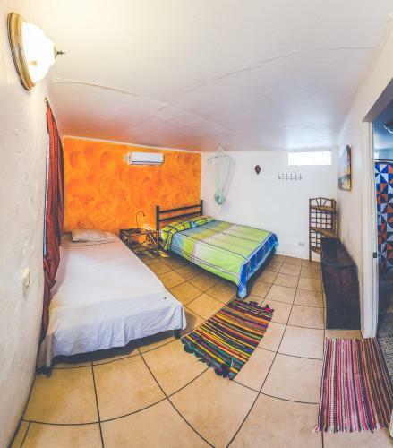 Pura Vida Hostel Tamarindo