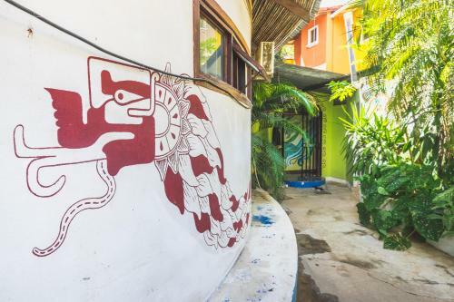 Pura Vida Hostel Tamarindo