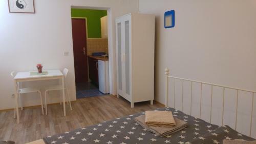 Larocca Apartments